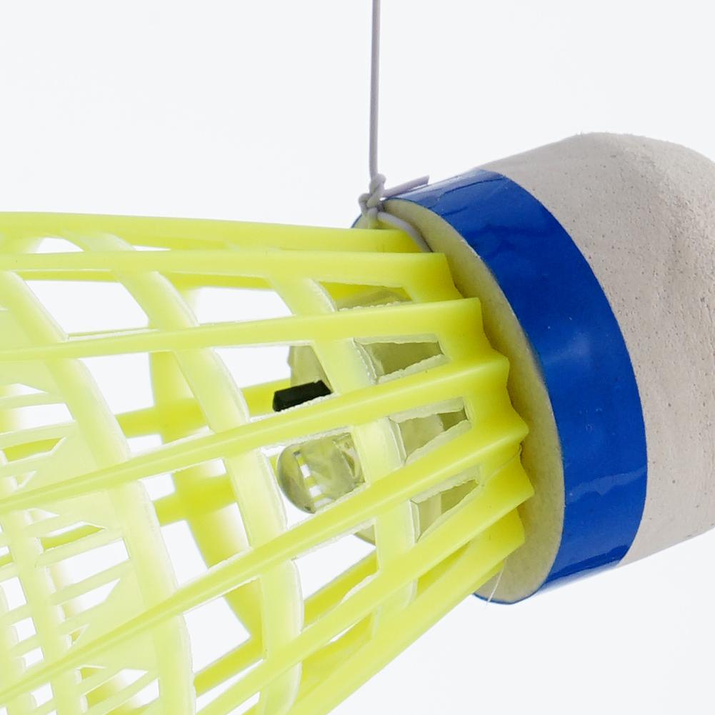 ポータブルバドミントントレーナーバドミントン練習ロボット自習 - Badminton Talk のレビューと価格
